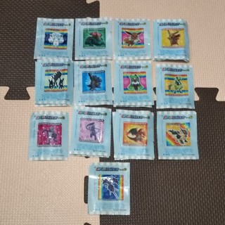 ポケモンコレクション 19枚 チューイングキャンディ 転写シールの通販 ラクマ