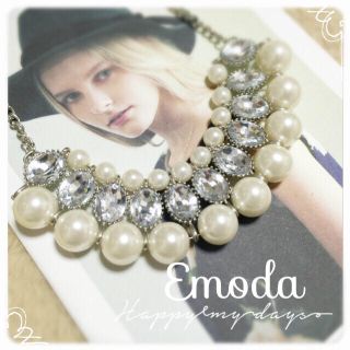 エモダ(EMODA)のemodaパール&ビジューネックレス(ネックレス)