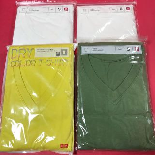 ユニクロ(UNIQLO)のユニクロmen's  ＶネックＴシャツ　Ｓ  4枚組　0120-2(Tシャツ/カットソー(半袖/袖なし))