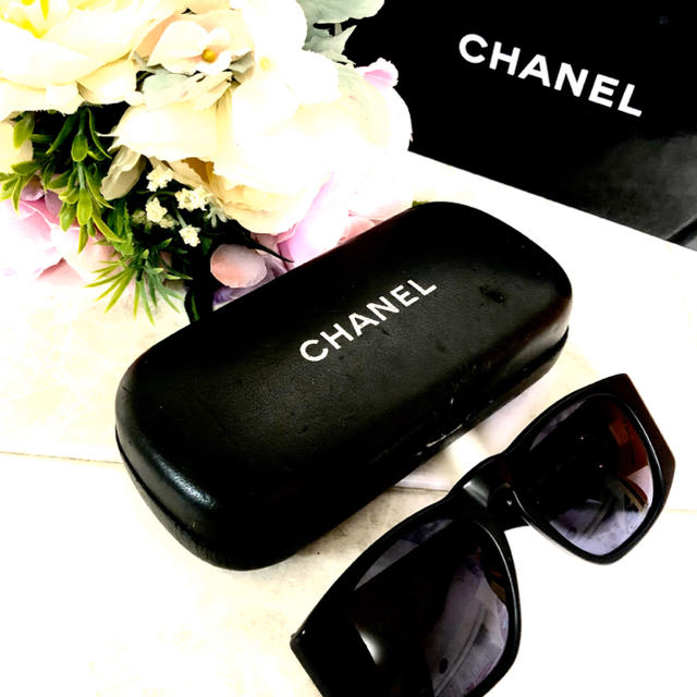 CHANEL(シャネル)の廃盤レア‼️綺麗✴️CHANEL✴️サングラス レディースのファッション小物(サングラス/メガネ)の商品写真