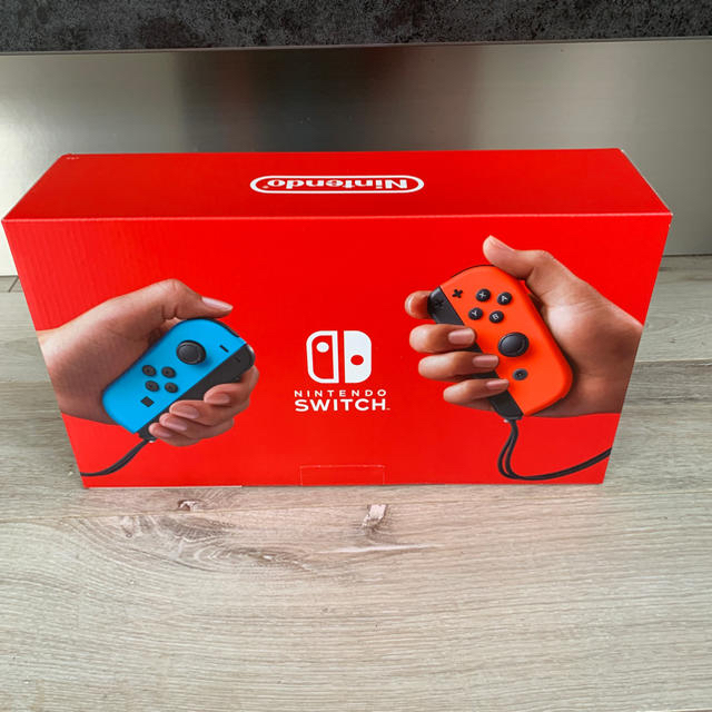 Nintendo Switch(ニンテンドースイッチ)のNintendo Switch JOY-CON(L) ネオンブルー/(R)  エンタメ/ホビーのゲームソフト/ゲーム機本体(家庭用ゲーム機本体)の商品写真