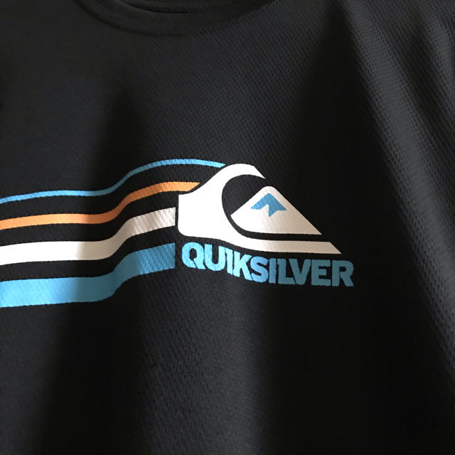 QUIKSILVER(クイックシルバー)のTシャツ メンズのトップス(Tシャツ/カットソー(半袖/袖なし))の商品写真