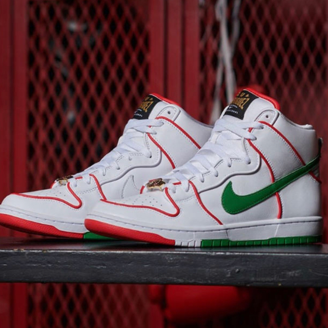 NIKE(ナイキ)のNIKE SB DUNK HIGH "Paul Rodriguez" P-ROD メンズの靴/シューズ(スニーカー)の商品写真