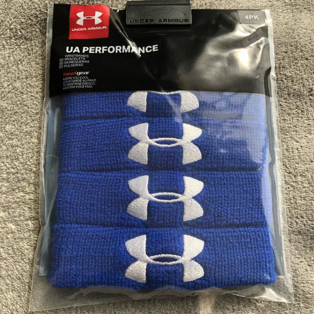 UNDER ARMOUR(アンダーアーマー)のアンダーアーマー　リストバンド4P スポーツ/アウトドアの野球(ウェア)の商品写真