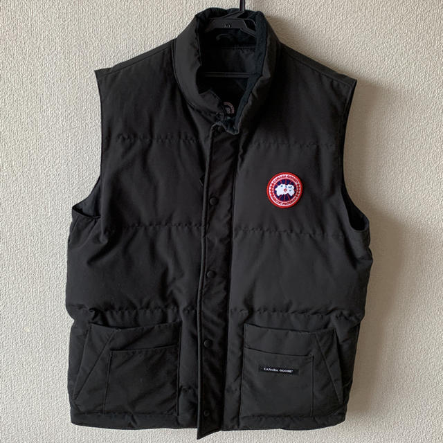 CANADA GOOSE(カナダグース)のカナダグース ダウンベスト メンズのジャケット/アウター(ダウンジャケット)の商品写真