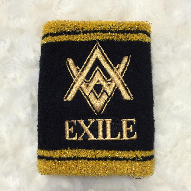 24karats(トゥエンティーフォーカラッツ)のEXILE AWリストバンド エンタメ/ホビーのタレントグッズ(その他)の商品写真