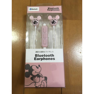 Disney ディズニーストア ワイヤレスイヤホン Bluetoothの通販 ラクマ