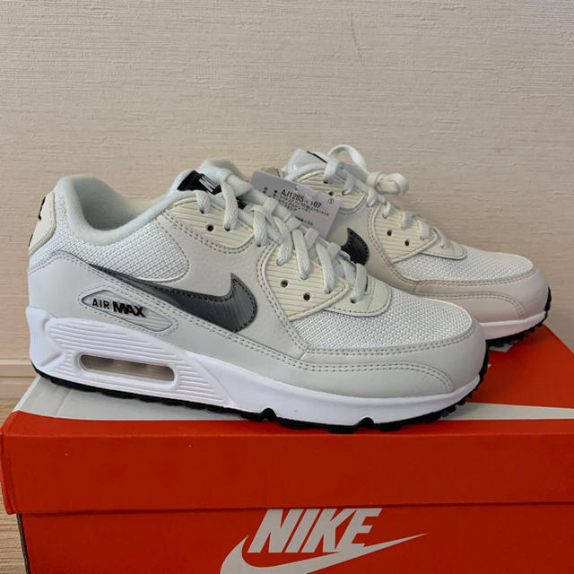 レディース【新品未使用】NIKE AIR MAX 90