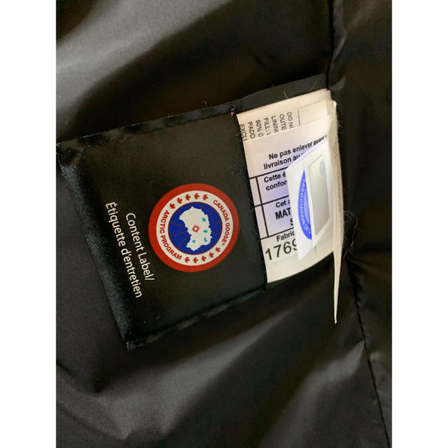 CANADA GOOSE(カナダグース)のカナダグース♡レディースSサイズ♡送料込み レディースのジャケット/アウター(ダウンジャケット)の商品写真