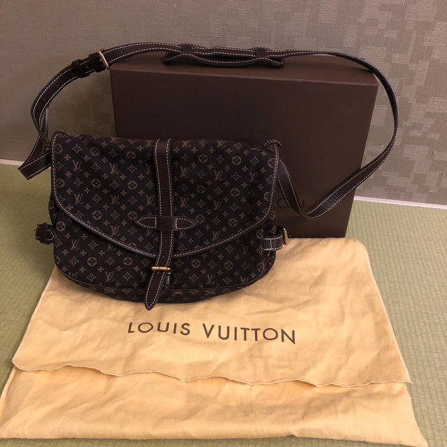 LOUIS VUITTON(ルイヴィトン)のルイヴィトン　ソミュール レディースのバッグ(ショルダーバッグ)の商品写真