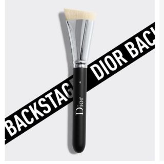 ディオール(Dior)のディオール バックステージ コントゥール メイク　シェーディング　ブラシ　15(その他)