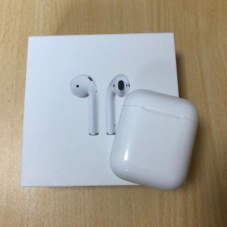 アップル(Apple)のAirPods(ヘッドフォン/イヤフォン)