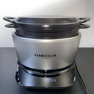 バーミキュラ(Vermicular)のバーミキュラ　ライスポット　型番　PH23A-SV(炊飯器)