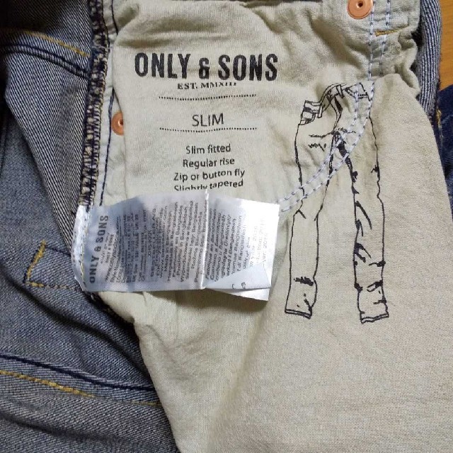 オンリーアンドサンズ  未使用 ONLY&SONS  デニム ジーンズ メンズのパンツ(デニム/ジーンズ)の商品写真