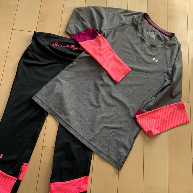 UNDER ARMOUR(アンダーアーマー)のUNDER ARMOUR  レギンス  USAモデル　Sサイズ スポーツ/アウトドアのトレーニング/エクササイズ(ヨガ)の商品写真