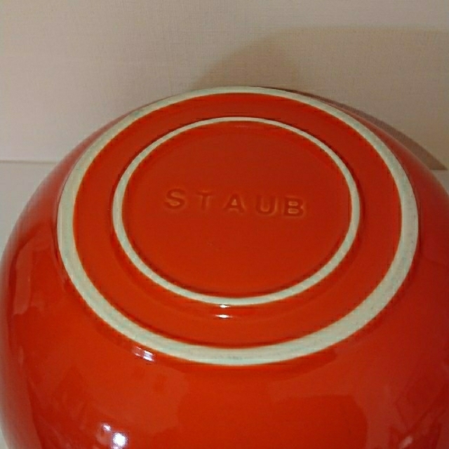 STAUB(ストウブ)のSTAUB ストウブ サービングボウル  インテリア/住まい/日用品のキッチン/食器(食器)の商品写真