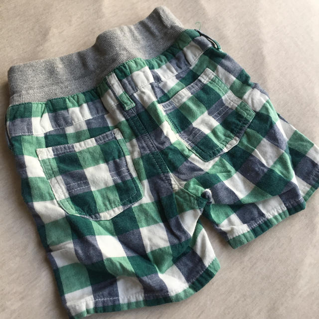 babyGAP(ベビーギャップ)のbabyGAPショートパンツ キッズ/ベビー/マタニティのキッズ服男の子用(90cm~)(パンツ/スパッツ)の商品写真