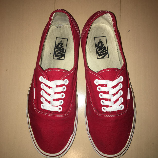 VANS(ヴァンズ)のVANS Authentic RED US規格 メンズの靴/シューズ(スニーカー)の商品写真