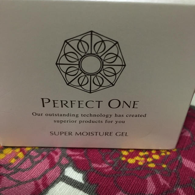 PERFECT ONE(パーフェクトワン)のパーフェクトワンスーパーモイスチャージェル コスメ/美容のスキンケア/基礎化粧品(オールインワン化粧品)の商品写真