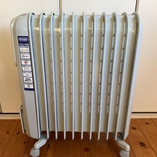 DeLonghi - 中古☆デロンギ製 オイルヒーター V551115EFSの通販 by ...