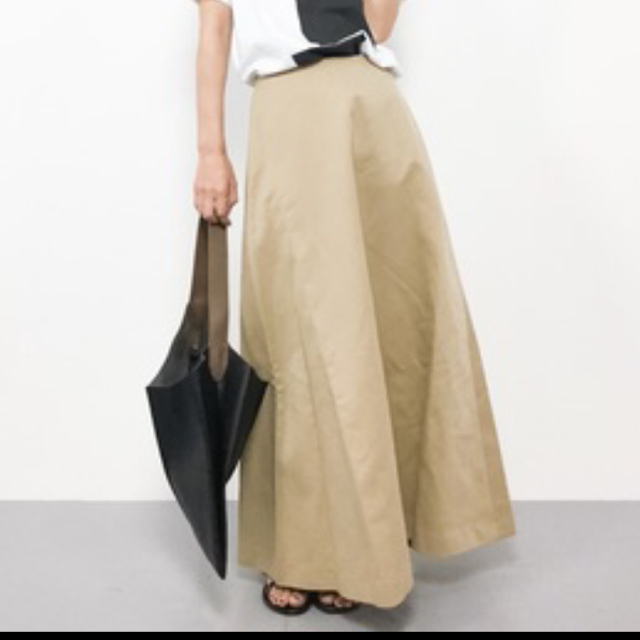 IENA(イエナ)のSACRA サクラ コットンツイルマキシスカート☆ベージュ☆美品クリーニング済 レディースのスカート(ロングスカート)の商品写真