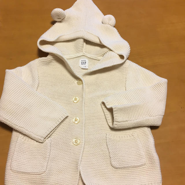 babyGAP(ベビーギャップ)のbaby GAPくま耳カーディガン 12〜18m  キッズ/ベビー/マタニティのベビー服(~85cm)(カーディガン/ボレロ)の商品写真