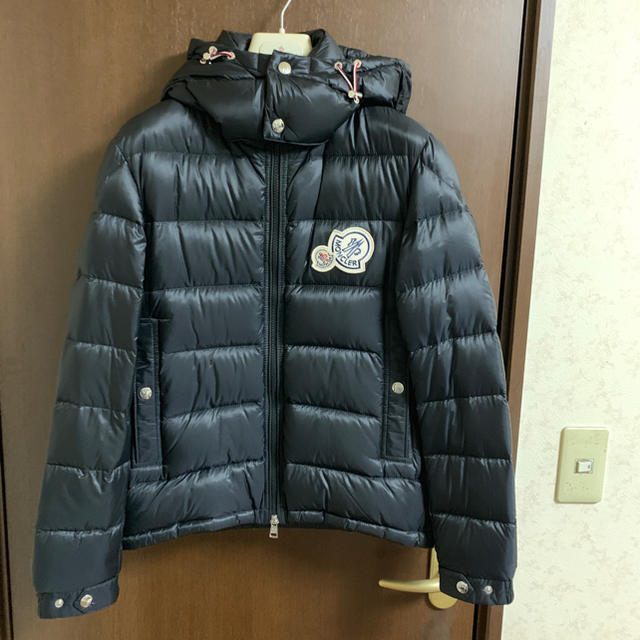 のモンクレ お値下げ中【美品】モンクレールMONCLER ブラマント BRAMANTブラック モデルでレ