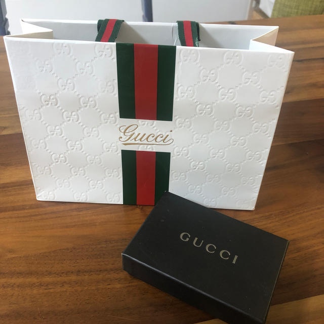 Gucci(グッチ)の【GUCCI】空き箱＆紙袋 レディースのバッグ(ショップ袋)の商品写真