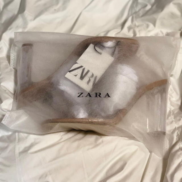 ZARA(ザラ)のzara クリアサンダル レディースの靴/シューズ(サンダル)の商品写真