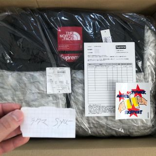 シュプリーム(Supreme)のNAMMUT様専用　supreme north paper nuptse S(ダウンジャケット)