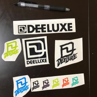 ディーラックス(DEELUXE)のディーラックス　ステッカー(アクセサリー)