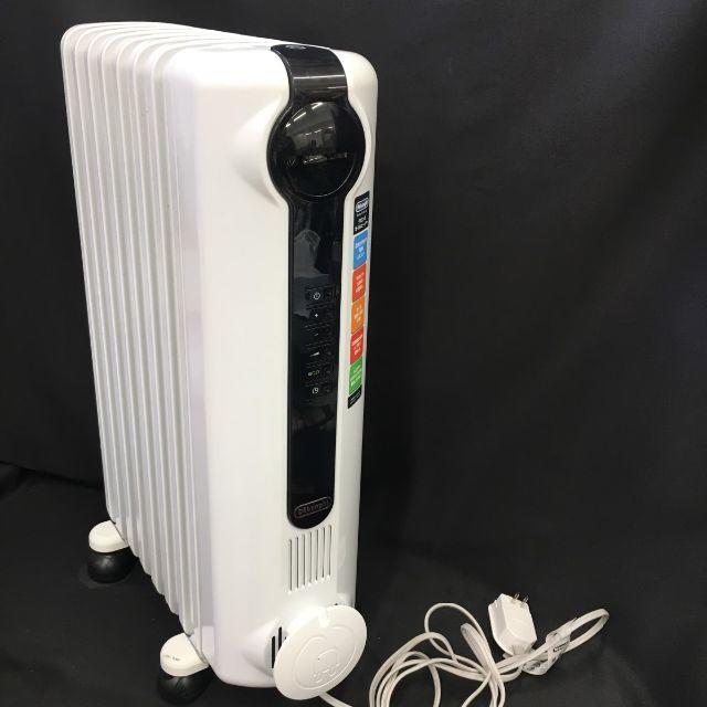 DeLonghi(デロンギ)のセール！ デロンギ オイルヒーター JRE0812 8畳~10畳 ピュアホワイト スマホ/家電/カメラの冷暖房/空調(オイルヒーター)の商品写真