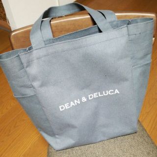 ディーンアンドデルーカ(DEAN & DELUCA)のDEAN&DELUCA グレーバッグ(トートバッグ)