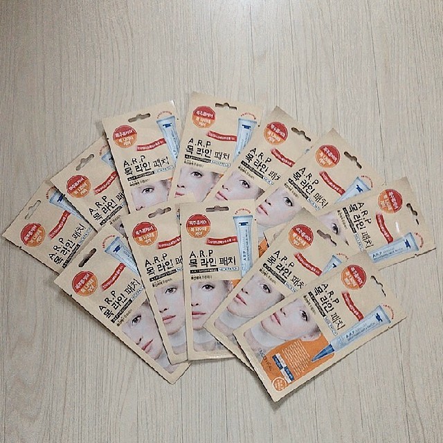 メディヒール　ネックパック　13枚セット コスメ/美容のスキンケア/基礎化粧品(パック/フェイスマスク)の商品写真