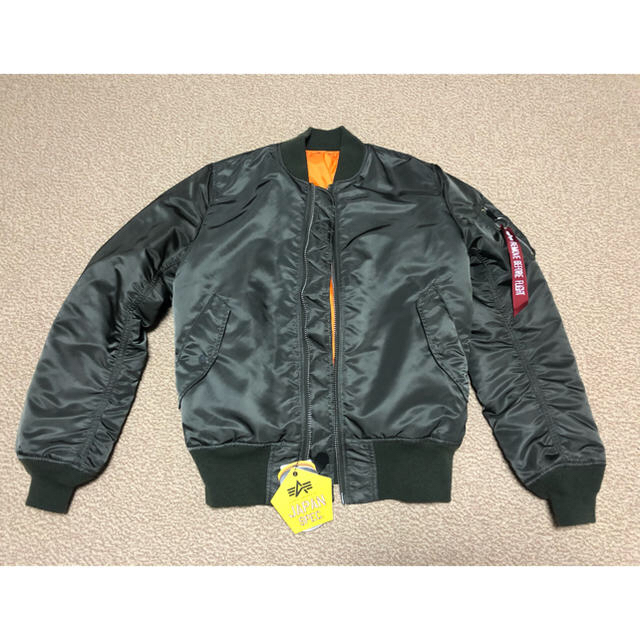 ALPHA INDUSTRIES(アルファインダストリーズ)の【大福さま専用】ALPHA INDUSTRIES MA-1 タイト ジャケット メンズのジャケット/アウター(ミリタリージャケット)の商品写真