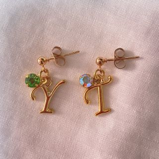 イニシャルピアス(ピアス)