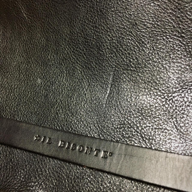 IL BISONTE(イルビゾンテ)のイルビゾンデ  /  ショルダーバッグ メンズのバッグ(ショルダーバッグ)の商品写真