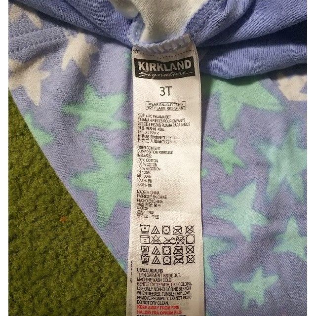コストコ(コストコ)のパジャマ二枚組 90センチ コストコ  つくり小さめ 80センチ キッズ/ベビー/マタニティのベビー服(~85cm)(パジャマ)の商品写真