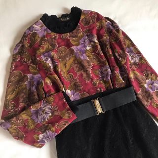 サンタモニカ(Santa Monica)のused レトロ 花柄 トップス 昭和レトロ ヴィンテージ vintage(カットソー(長袖/七分))