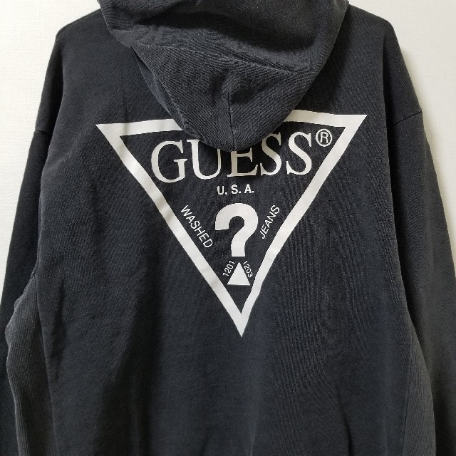 【新品未使用タグ付き】Guessパーカー