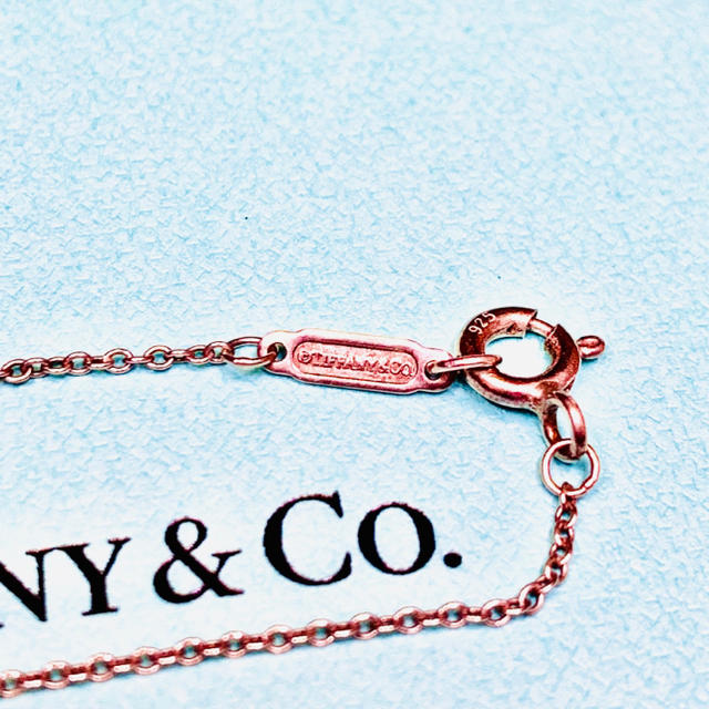 Tiffany & Co.(ティファニー)の保証書あり❗️ティファニー ❤︎ハートキーペンダントネックレス❤︎シルバー925 レディースのアクセサリー(ネックレス)の商品写真