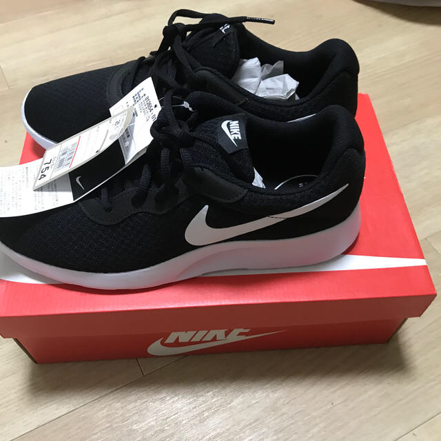 再値下げしました　新品未使用 NIKEタンジュンBK0754 28cm ナイキ