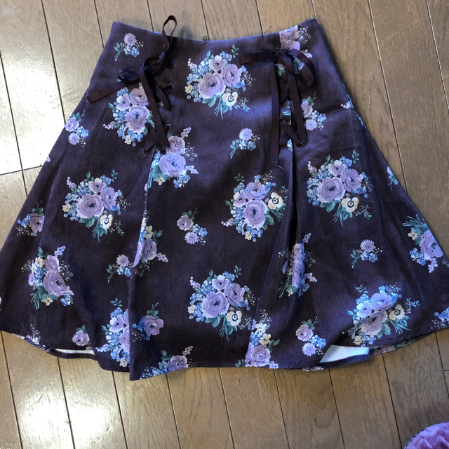 axes femme(アクシーズファム)の花柄スカート　破格タイムセール レディースのスカート(ひざ丈スカート)の商品写真