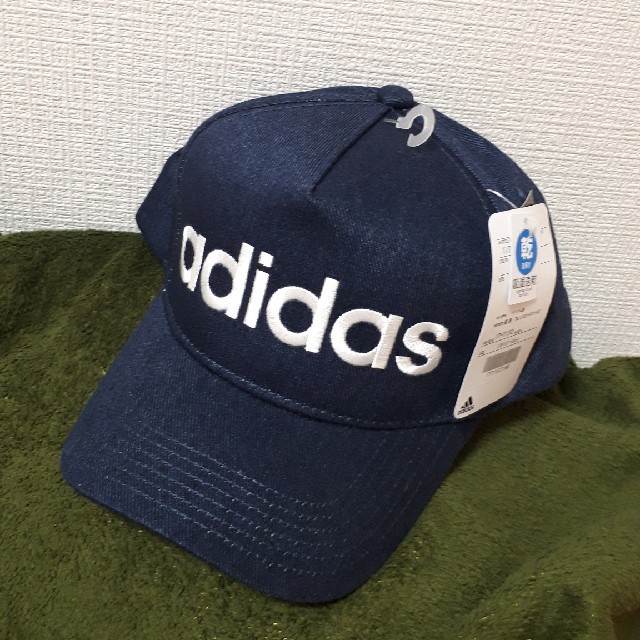 adidas(アディダス)の★新品★adidas キャップ ※デニム生地※ メンズの帽子(キャップ)の商品写真