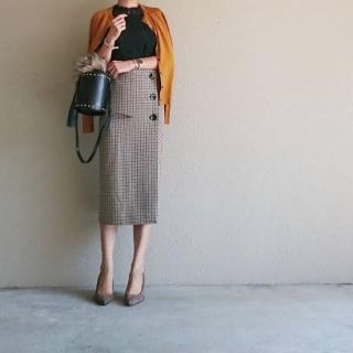 ザラ(ZARA)のZARA ザラ　スカート(ひざ丈スカート)