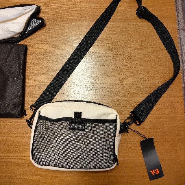 Y-3(ワイスリー)のY-3SLINGBAG メンズのバッグ(ボディーバッグ)の商品写真