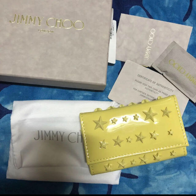 JIMMY CHOO(ジミーチュウ)の22水曜迄jimmychoo キーケース　美品 レディースのファッション小物(キーケース)の商品写真