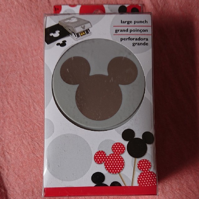 Disney(ディズニー)の【新品未使用】Mickey Mouse 90周年 限定 クラフトパンチ 3セット ハンドメイドの文具/ステーショナリー(その他)の商品写真