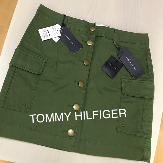 TOMMY HILFIGER(トミーヒルフィガー)のTOMMY HILFIGER❤︎モスグリーンスカート 新品 レディースのスカート(ミニスカート)の商品写真