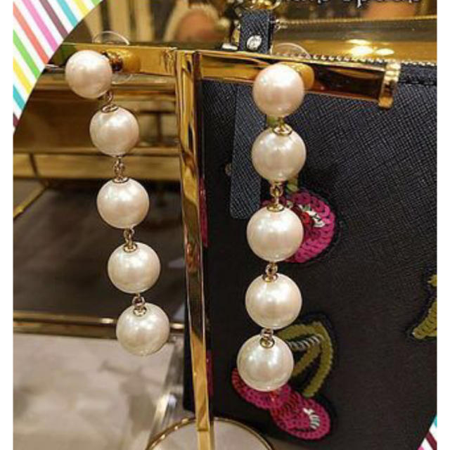 kate spade new york(ケイトスペードニューヨーク)のケイトスペード  パール　ピアス レディースのアクセサリー(ピアス)の商品写真